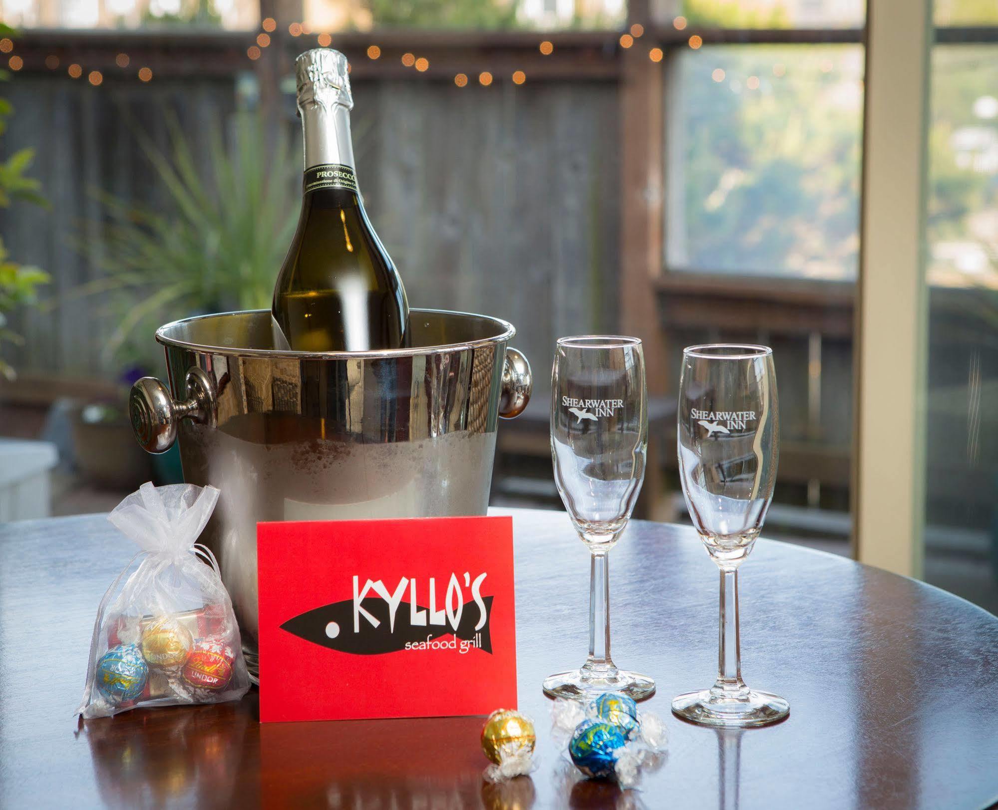Shearwater Inn Lincoln City Bagian luar foto
