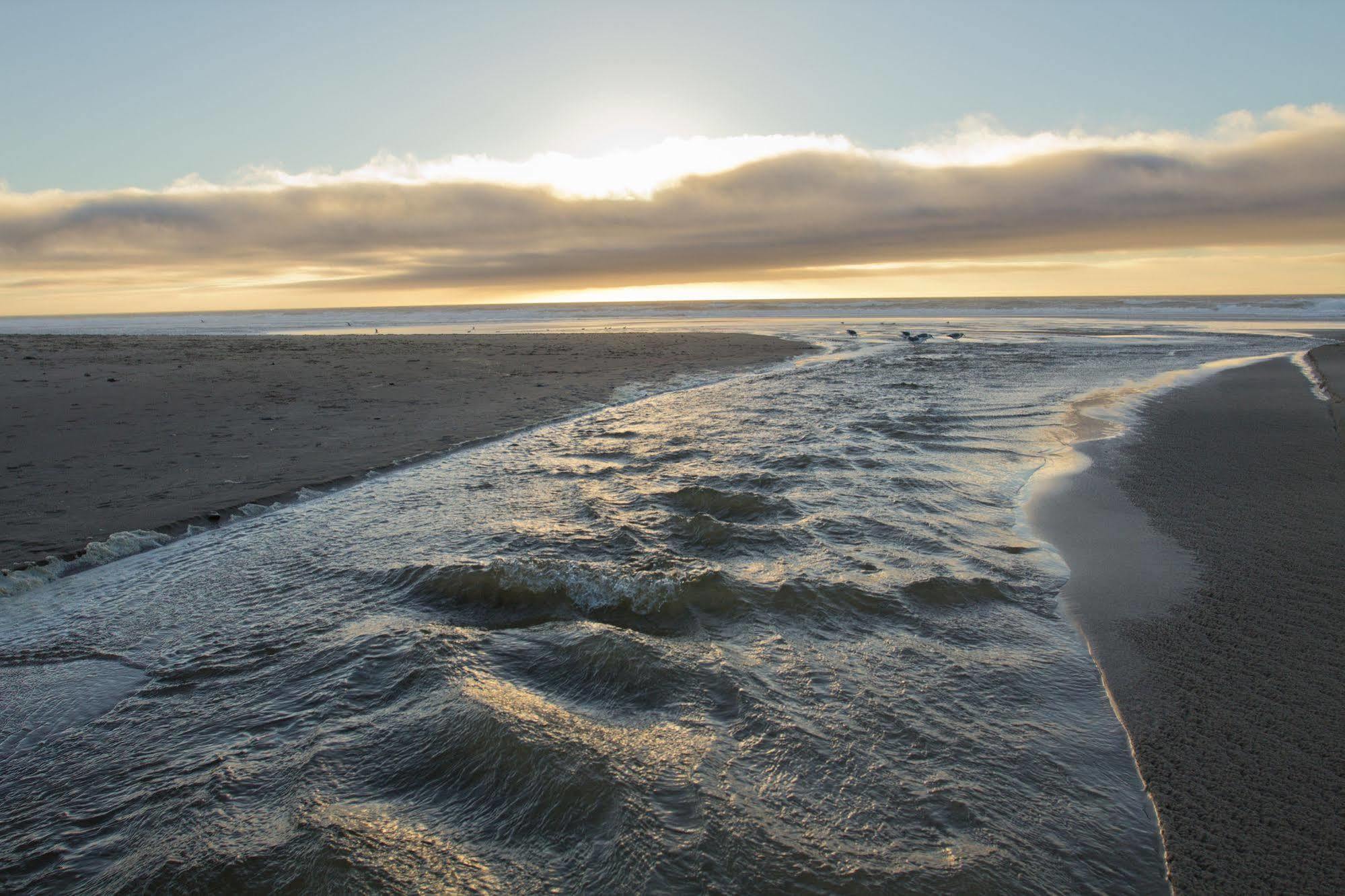 Shearwater Inn Lincoln City Bagian luar foto
