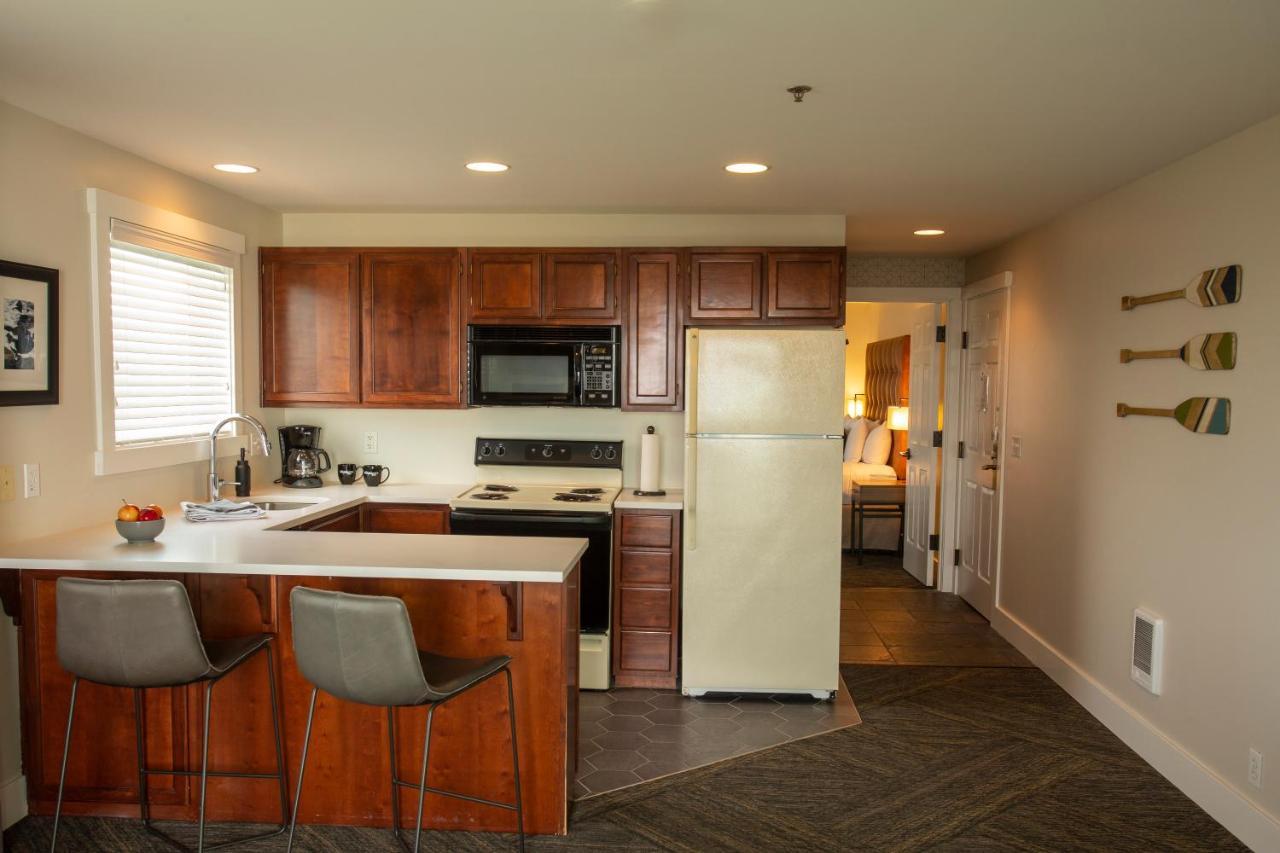 Shearwater Inn Lincoln City Bagian luar foto